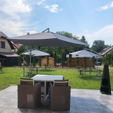The Castle Suites & Apartment - Free Parking - (Adults Only) Krakow Exterior photo