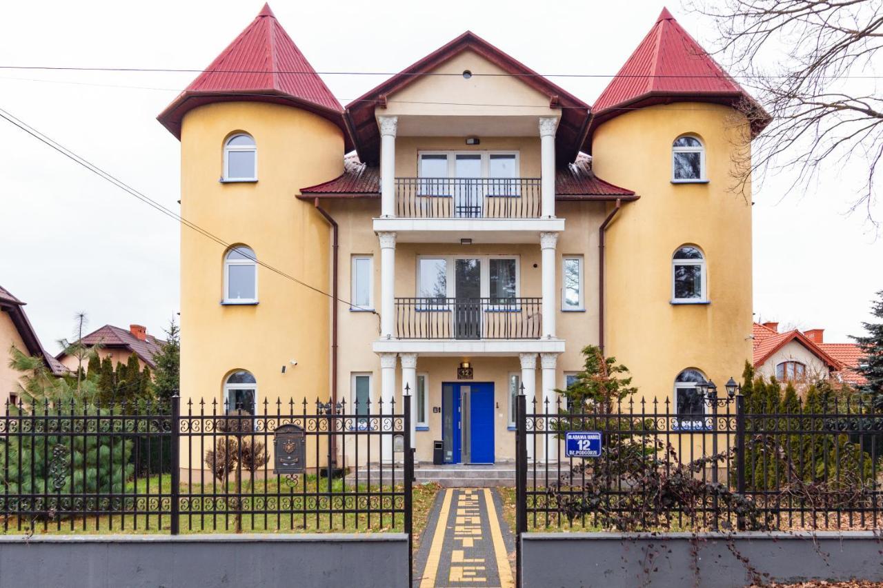 The Castle Suites & Apartment - Free Parking - (Adults Only) Krakow Exterior photo