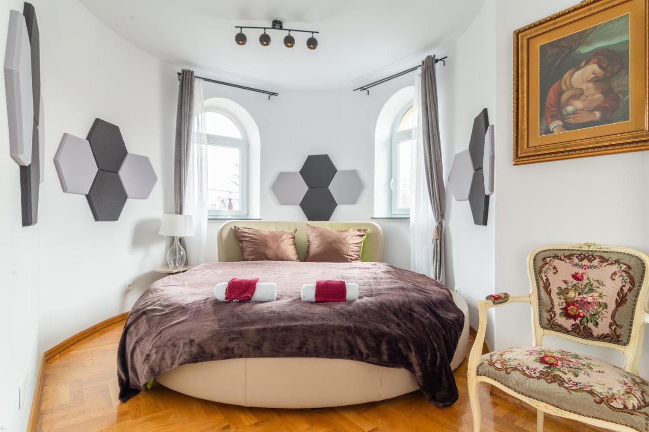The Castle Suites & Apartment - Free Parking - (Adults Only) Krakow Exterior photo