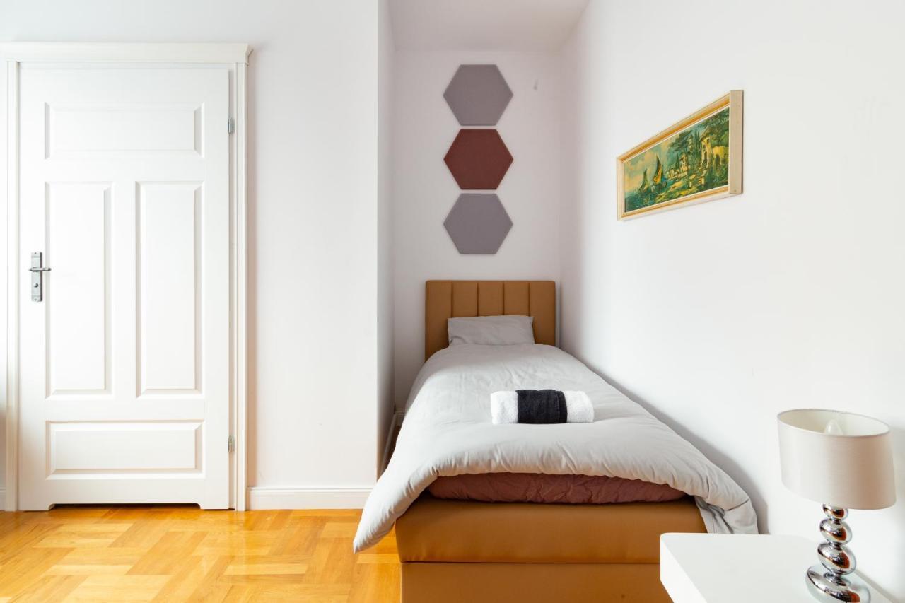 The Castle Suites & Apartment - Free Parking - (Adults Only) Krakow Exterior photo